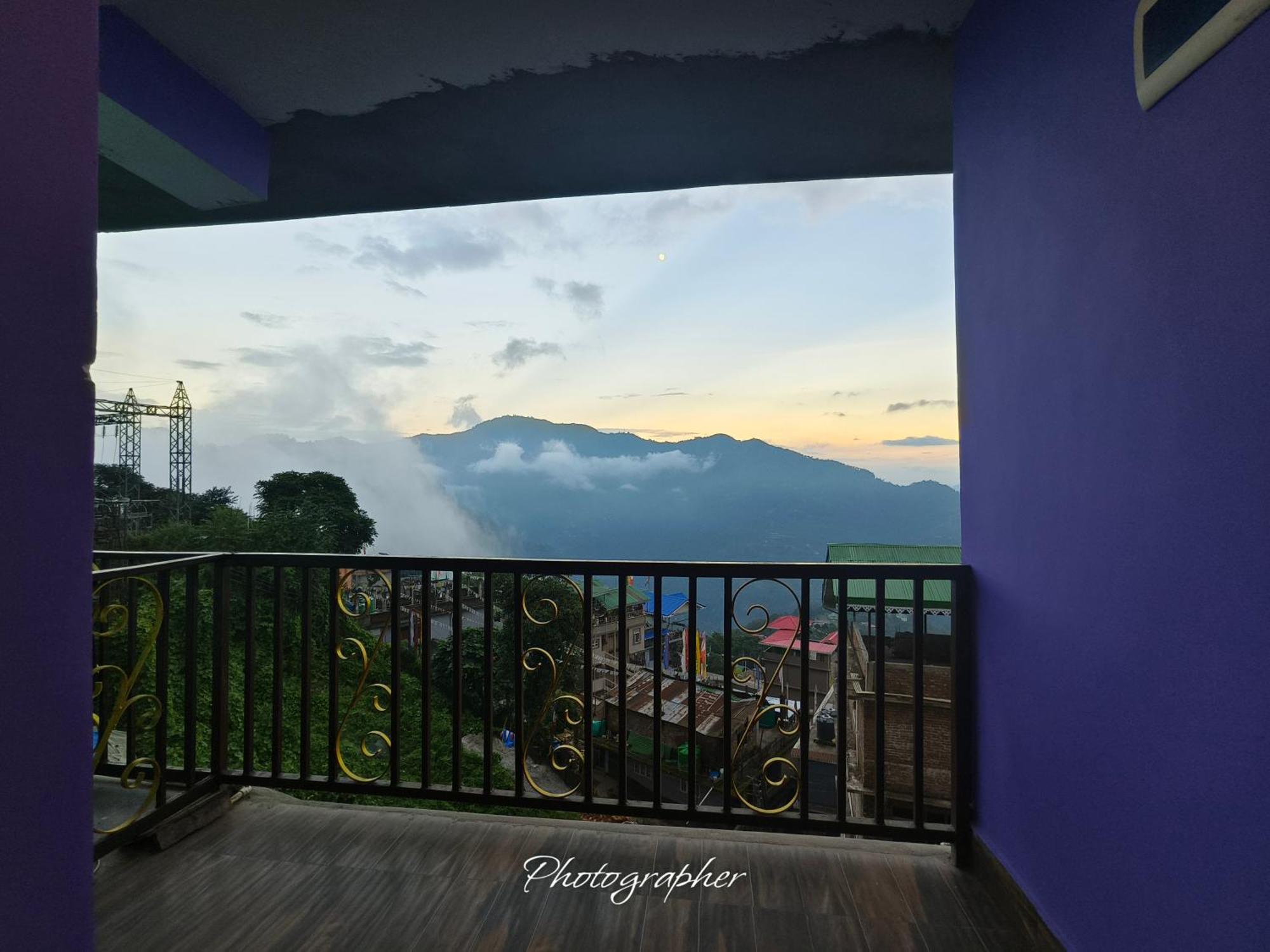 Sharthi Homestay And Lodging Namchi Exterior photo